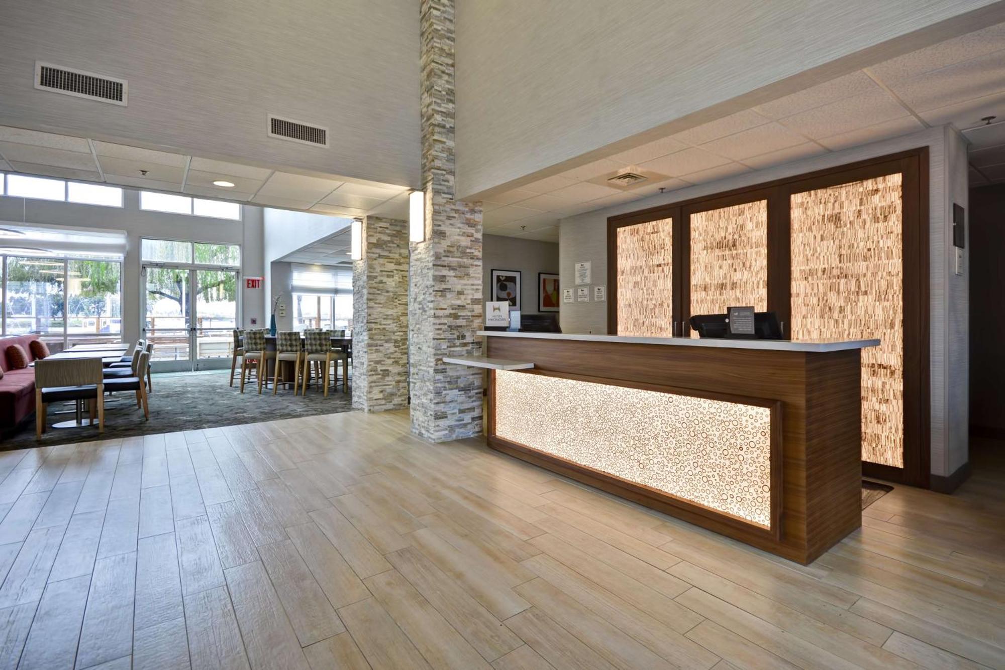 Homewood Suites By Hilton - Oakland Waterfront Extérieur photo
