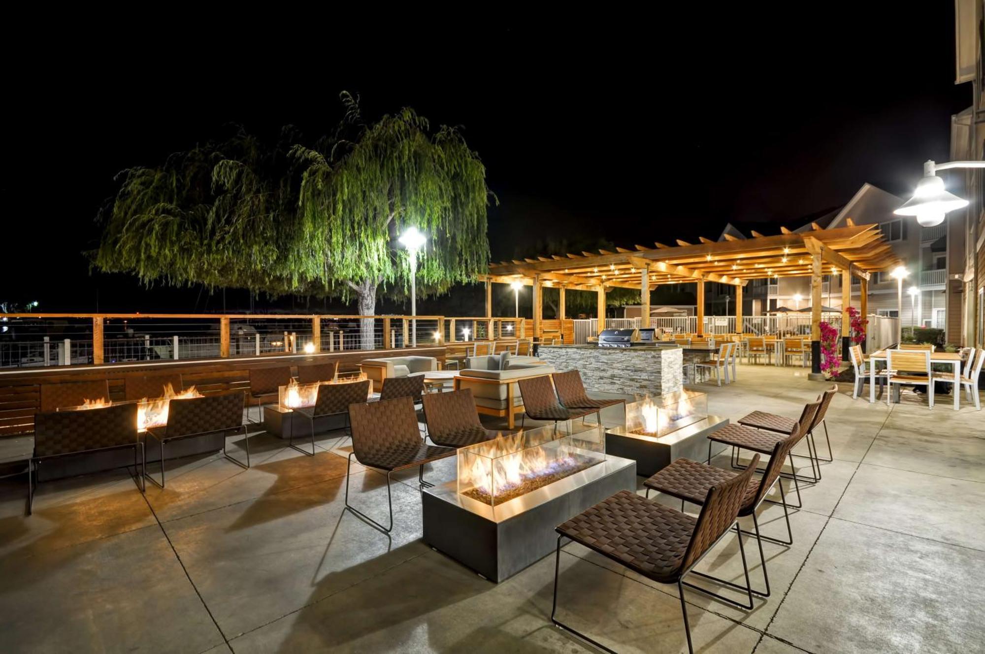 Homewood Suites By Hilton - Oakland Waterfront Extérieur photo